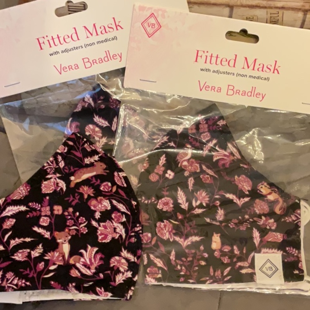 NWT Vera Bradley Adult Fitted Face Masks